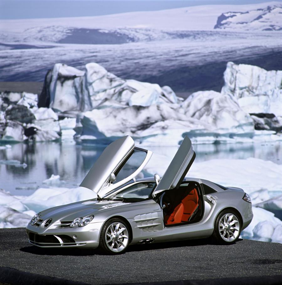  Mercedes-Benz SLR McLaren 2003 года  (фото 174 из 319)